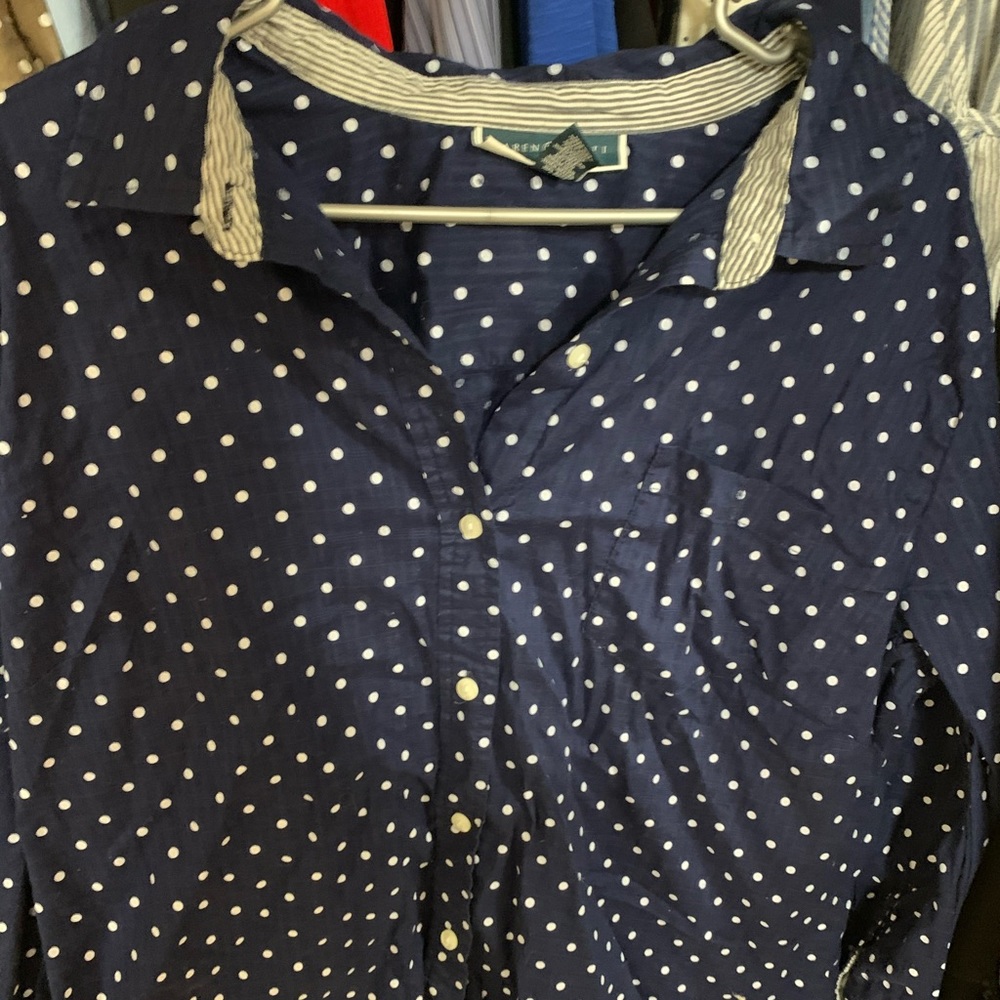 Collared dress shirt